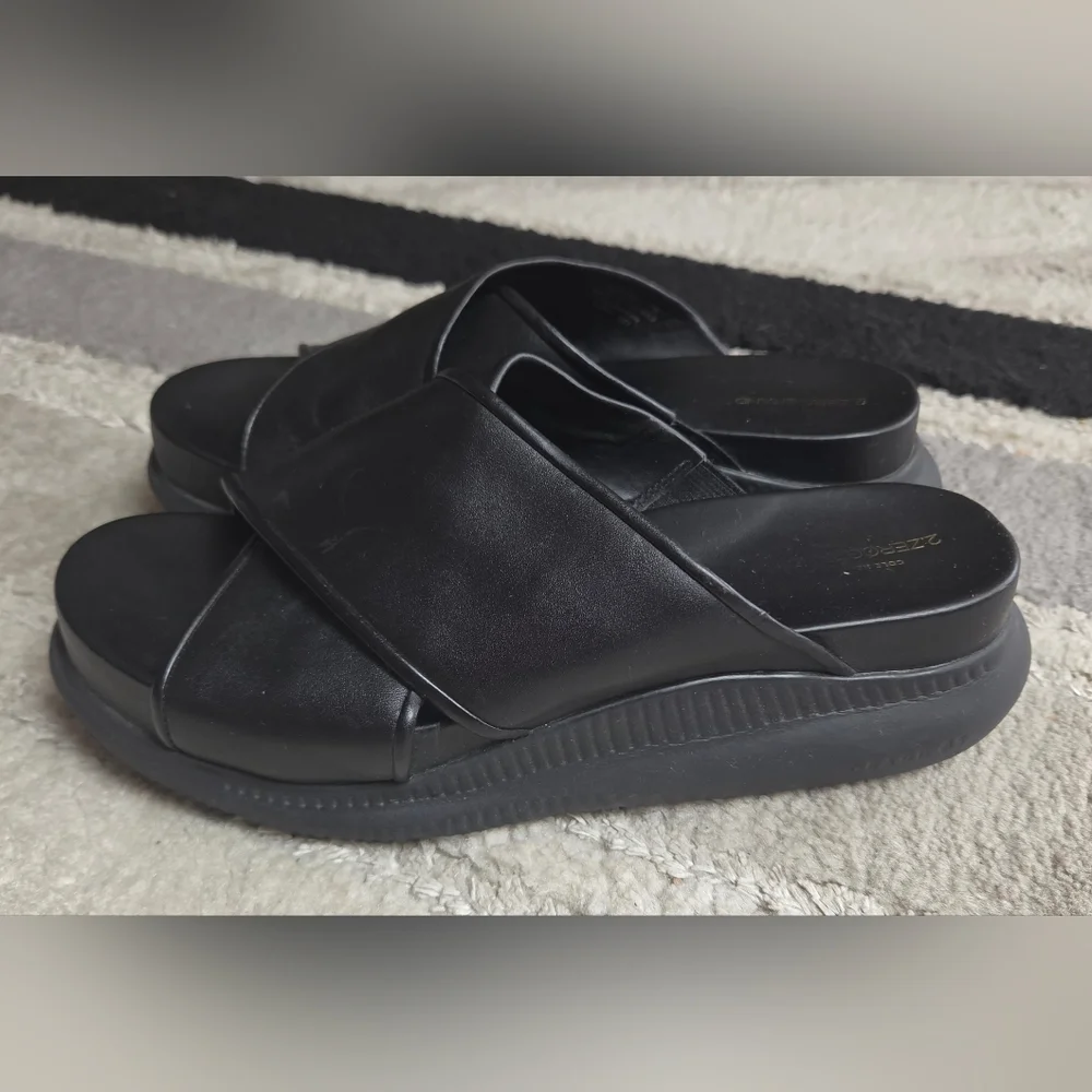 Men's Black Slip-On Slide Sandals with Cushioned Platform